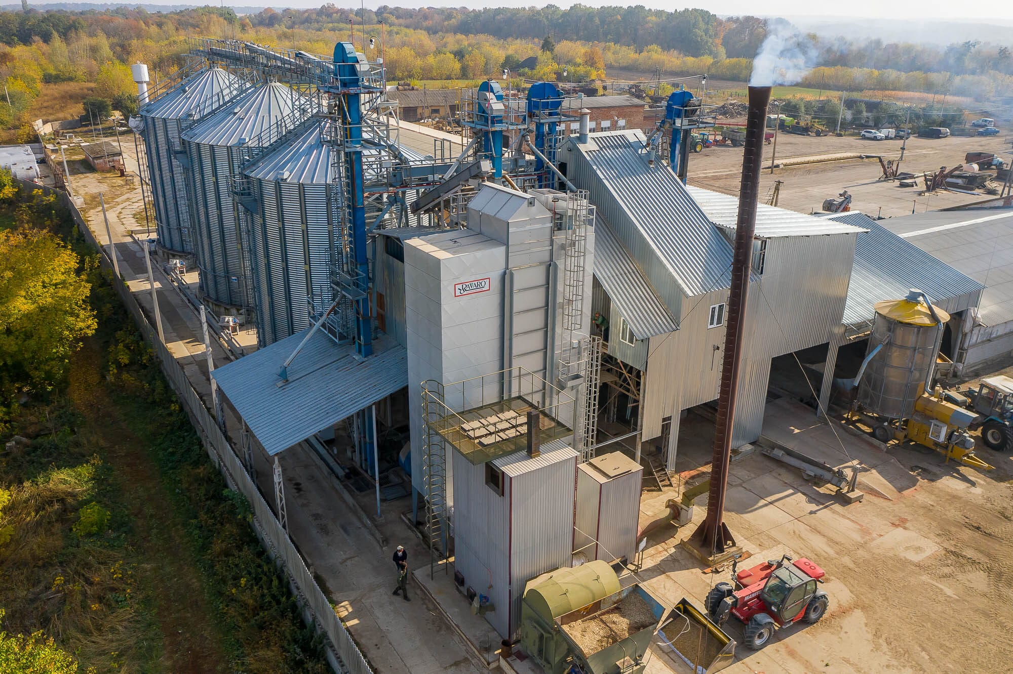 Ravaro continuous-flow grain dryer for sorghum drying